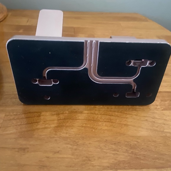 OLEBR 3-1charging station hold electronic 🍎 devices. cellphone, watch & earbuds - Picture 3 of 11